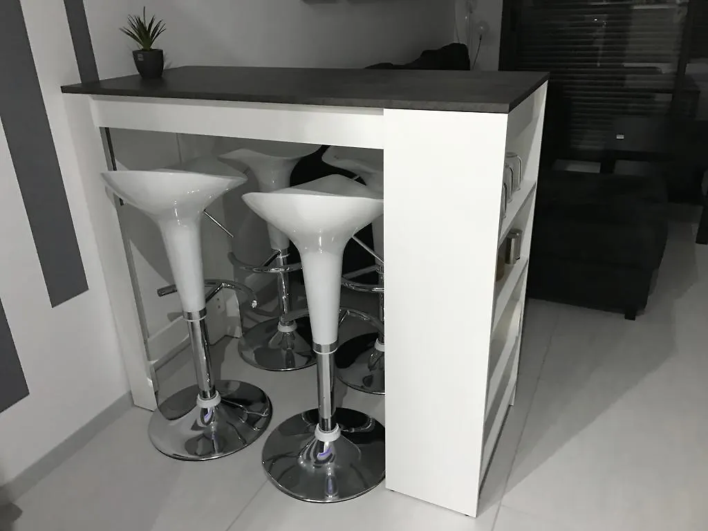Vanilla Apartment Pierrelatte France